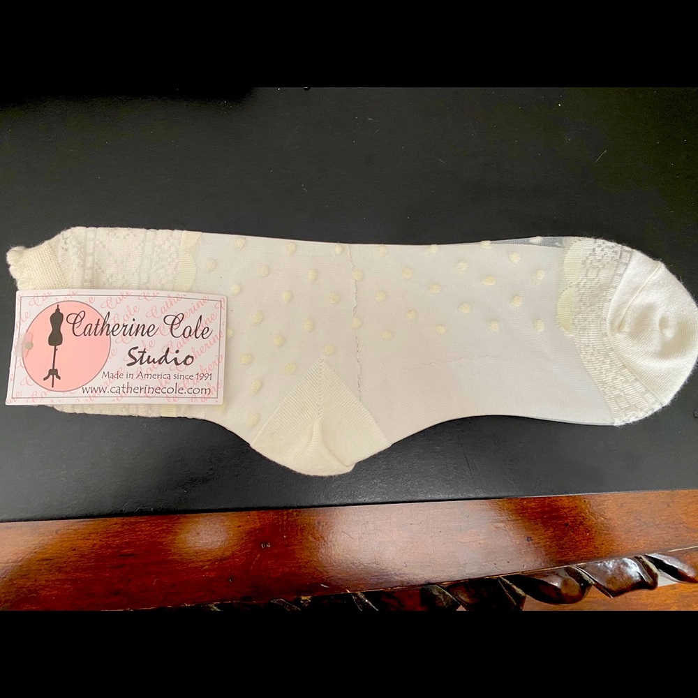Catherine Cole cream hose/socks; Ankle length